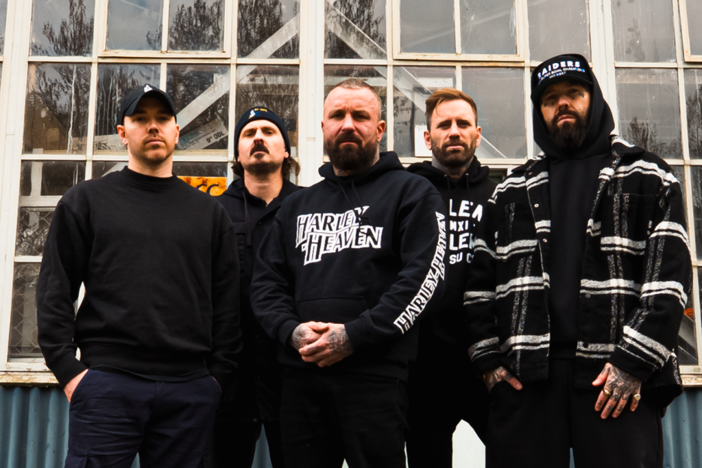 I Killed The Prom Queen - Loud Noise